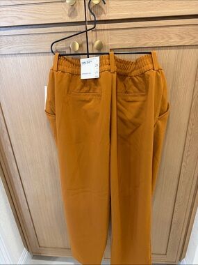 ON-34th Elastic Waist Straight-Leg Trousers in Rust Orange